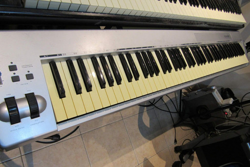 Controlador De 88 Teclas M-audio Keystation  88 Es