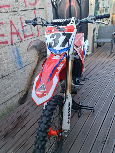 Imagen 4 de 6 de Honda Crf 250 R
