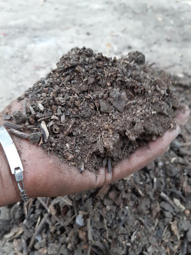 Abono Orgánico Natural Sustrato Tierra Con Hojas Secas 20 Kg