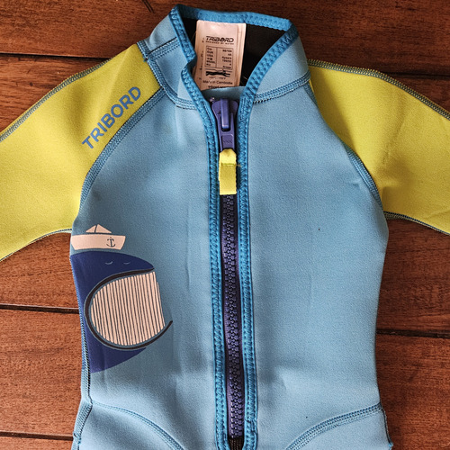 Traje De Neuprene Para Niños Marca Tribord Talle 4 (Usado)
