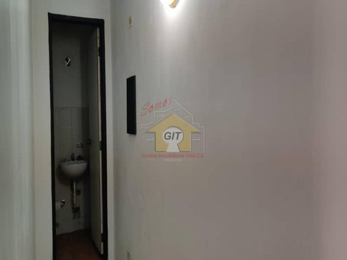 Imagen 7 de 12 de Oficina En Venta Las Quintas De Naguanagua