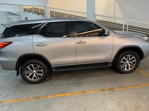 Toyota Sw4 Srx At Única Mano, Services Oficiales, Impecable