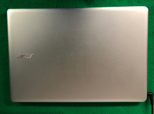 Laptop Acer Swift Sf314 51 Core I5 Ram 8gb Ssd 240gb Win 11 Gris (Usado)