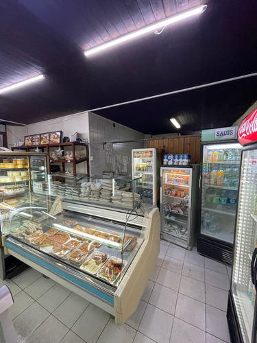 Imagen 2 de 14 de Panadería Y Rotisería Macari Vende