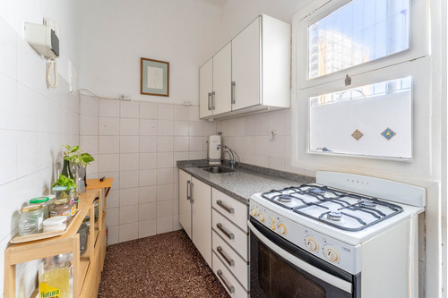 Venta Depto 2 Amb /luminoso/ Terraza/3 Piso