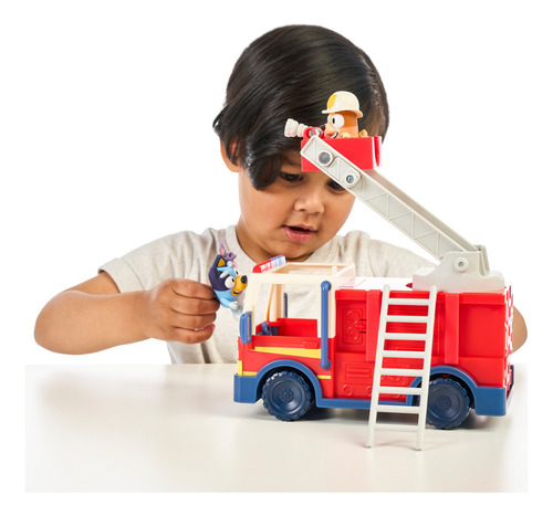 Camion De Bomberos Bluey Con Figuras De Accion Bingo