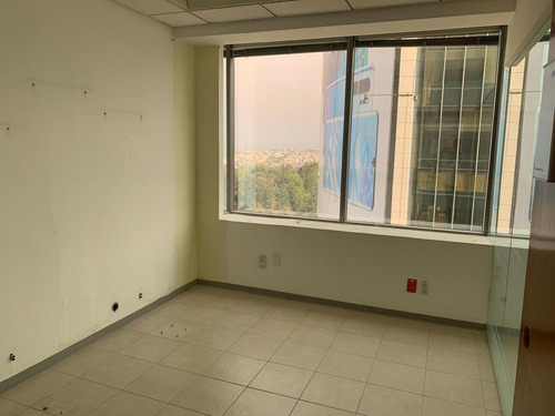 Oficina Acondicionada En Renta, Lomas Altas