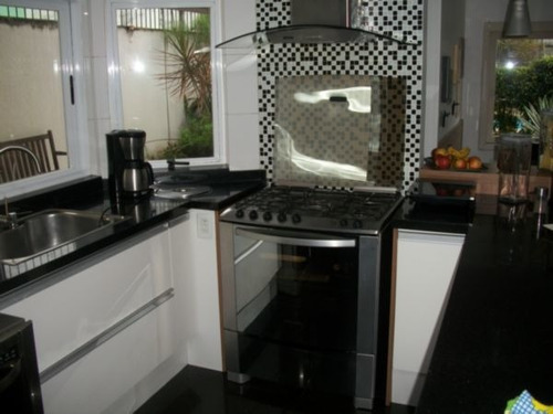 Casa Em Jardim Itu Com 3 Dormitórios - Vi3659
