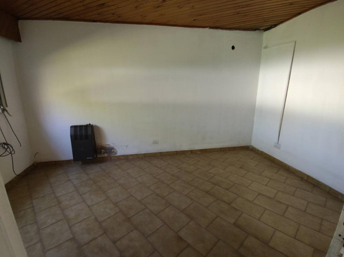 Imagen 9 de 24 de Casa - Gregorio De Laferrere