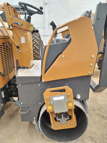 Compactador De 3 Ton Bm3000 - Rd27 Wacker - Neuson - Cb214d