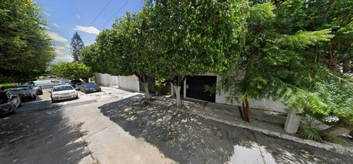 Casa En Venta Con Gran Patio Colonia El Retiro Delegacion Tuxtla Gutierrez