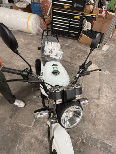 Moto Italika 125cc, Completamente Nuevas, Color Blanco