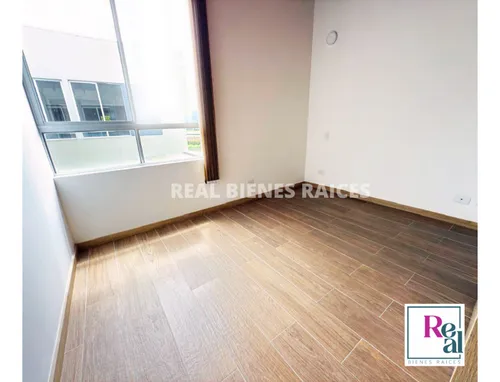 Casa Unifamiliar En Unidad Cerrada Excelente Ubicación