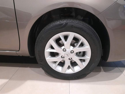 Nissan Versa 1.6 16V FLEXSTART SV 4P XTRONIC