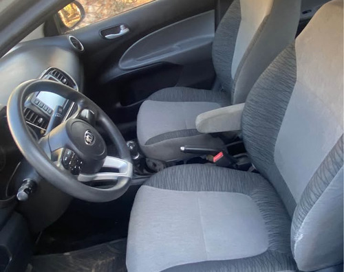 Kia Soluto Ex Mt