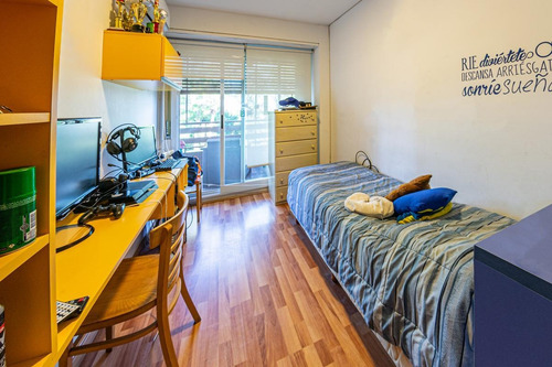 Imagen 12 de 28 de Departamento De Piso Exclusivo 4 Dormitorios Con Cochera Y Baulera Centro Frente Al Rio