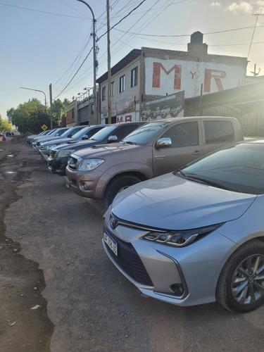 Imagen 11 de 15 de Toyota Corolla 2014 1.8 Xei Mt 140cv
