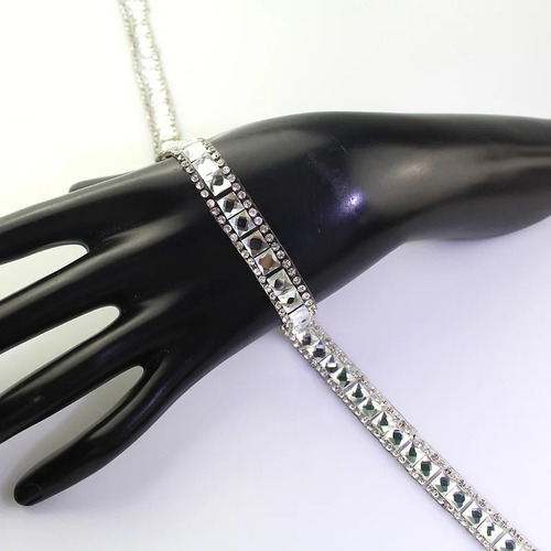 Galon Termoadhesivo Modelo Cristales Y Strass Precio X 50cm