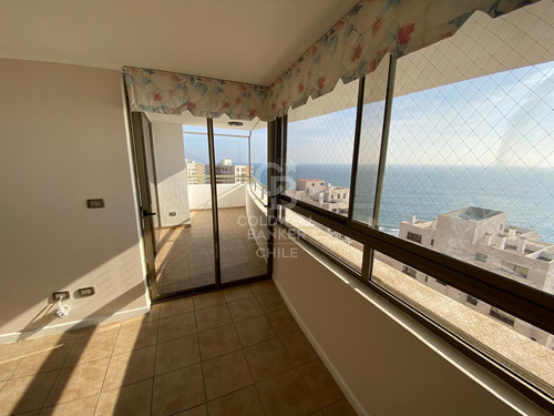 Hermoso Departamento Con Vista Al Mar, Sector Sur.