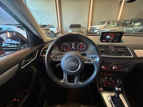 Audi Q3 Q3 Ambiente 1.4 Tfsi Flex Stronic