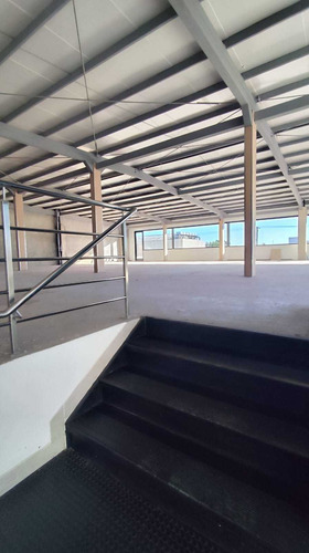 Edificio Casa Montt , Tercer Nivel , Curico (91209)