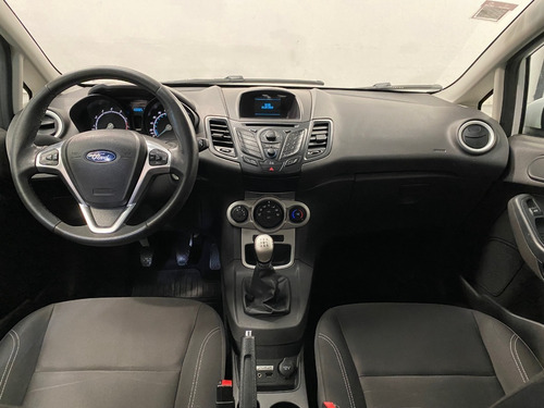 Imagen 8 de 18 de Ford Fiesta 1.6 5p Se (kd) 2017
