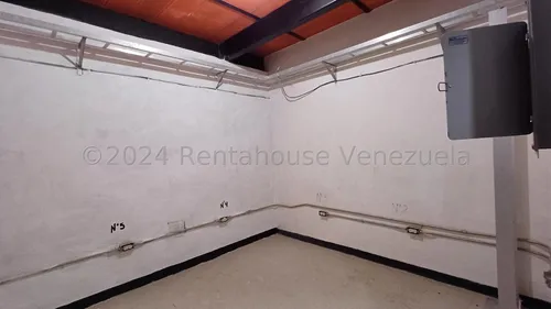 Venta De Negocios Y Empresas \ El Junquito Mg 4-20005