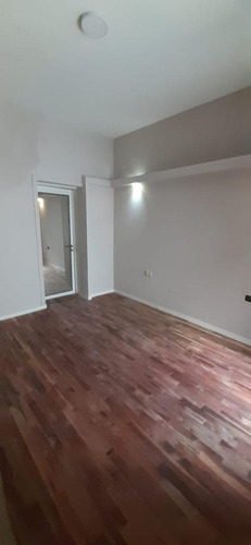 Imagen 9 de 11 de Depto Tipo Casa Muy Amplio
