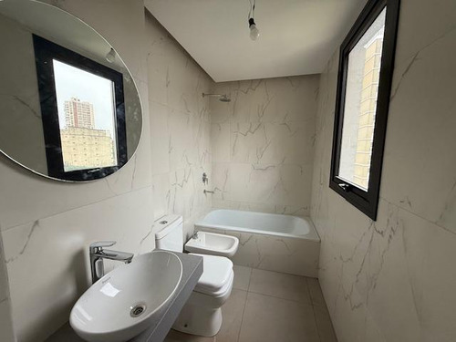 Departamento En Venta De 2 Ambientes Con Terraza Propia A Estrenar