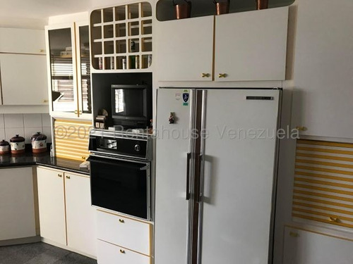 Imagen 8 de 21 de Apartamento En Venta En Urbanizacion Miranda 21-20572 Angela Sánchez 04141417214