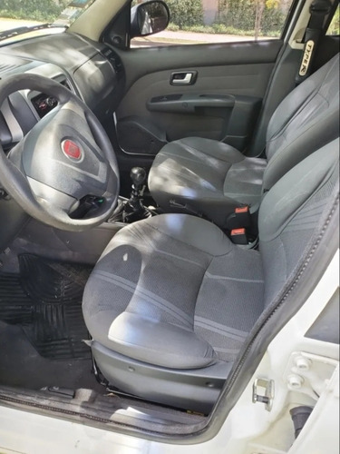 Fiat Palio 1.4 Attractive 2012