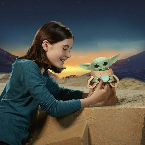 Star Wars Galactic Snackin Grogu Juguete Animatrónico F2849 Grogu