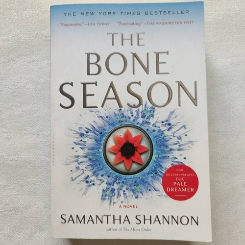 Libro The Bone Season De Samantha Shannon. Inglés