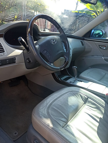 Imagem 4 de 7 de Hyundai Azera 2009 3.3 Gls Aut. 4p