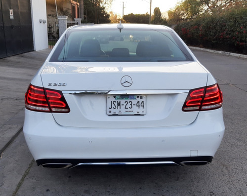 Imagen 7 de 15 de Mercedes Benz E200 Cgi Avantgarde 2015