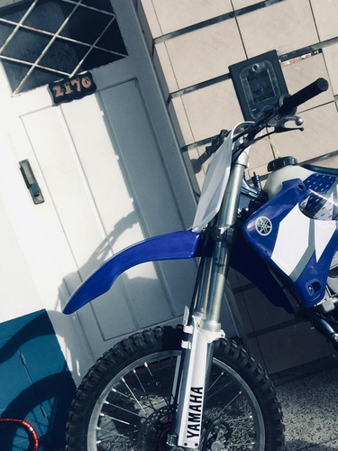 Yamaha Yzf 400