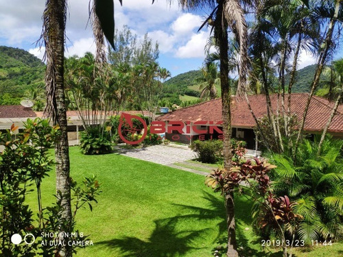 Imagem 1 de 30 de Maravilhoso Sítio Cercado Por Belezas Naturais Com 7 Quartos Sendo 3 Suítes + Dependência Em Guapimirim - St00158 - 67646012