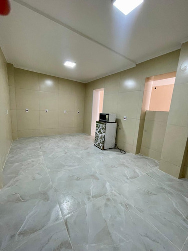 Apartamento Grande, Com Pátios