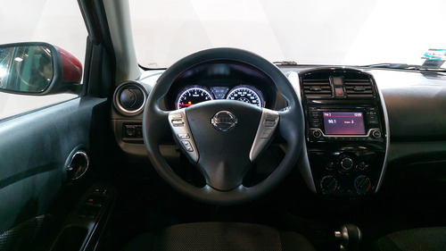 Nissan Versa 1.6 ADVANCE AUTO