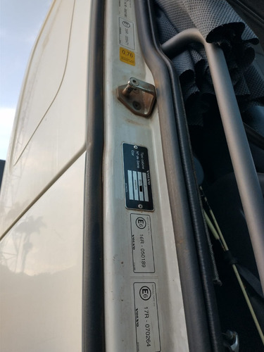 Imagem 10 de 14 de Fh 440 2011 6x4 I-shift