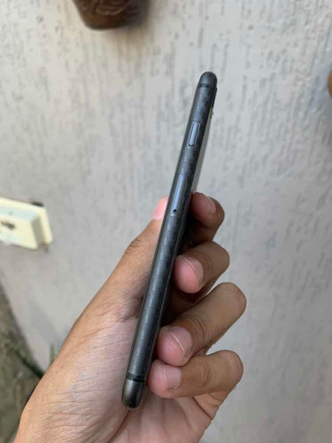 iPhone 8 64g
