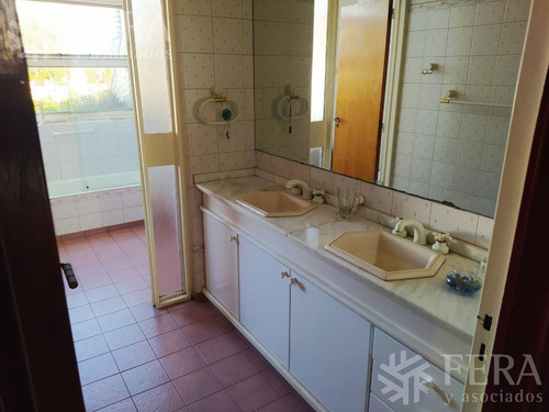 Imagen 17 de 30 de Venta De Casa De 4 Ambientes Con Cochera, Jardin Y Patio Con Parrilla En Wilde (28232)
