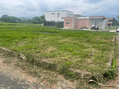 Lote y casalote en venta