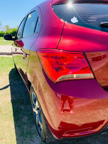 Imagen 11 de 11 de Chevrolet Onix