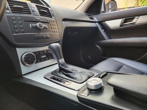 Imagen 14 de 18 de Mercedes Benz C200