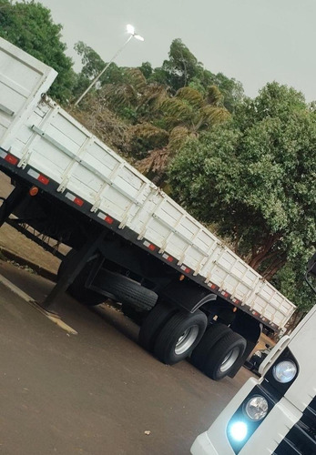 Imagem 7 de 9 de Carreta 2 Eixo Vanderleia 10 Metros