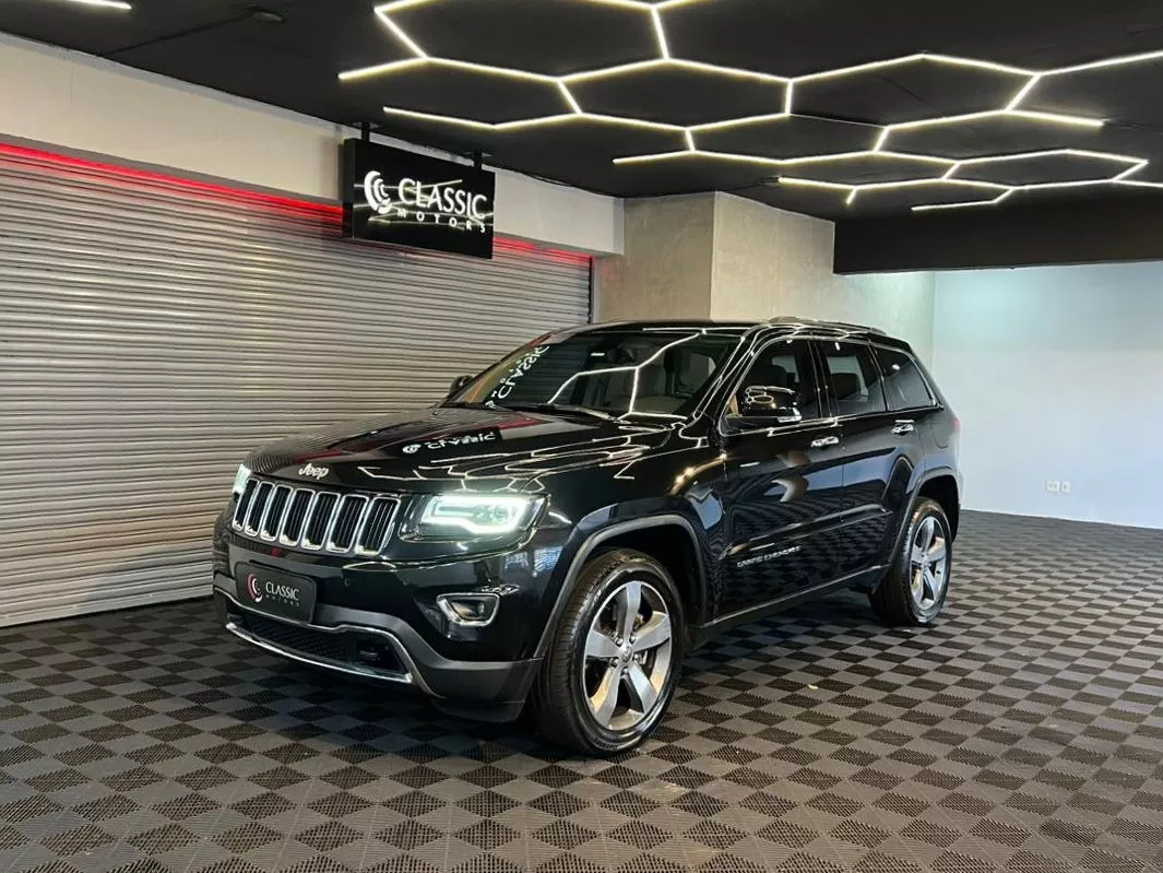 Jeep Grand Cherokee 3.0 LIMITED 4X4 V6 24V TURBO DIESEL 4P AUTOMÁTICO