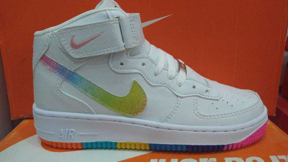 tenis nike de arcoiris