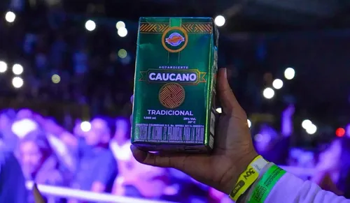 El Mejor Aguardiente Del Mundo Caucano T - mL a $49