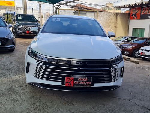 BYD King 1.5 Gl Dm-I Aut. (Phev) 5P Hibrido